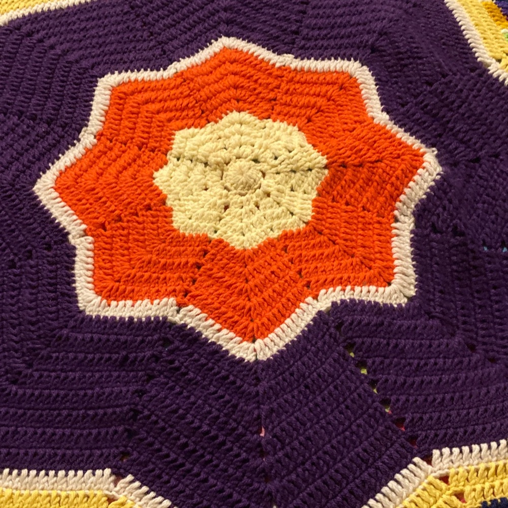 Handmade Colorful Starburst Crochet Blanket - Picture 5 of 8